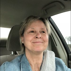 Meet your Posher, Cindy